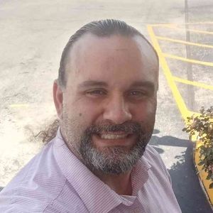 Meet your Posher, Easton